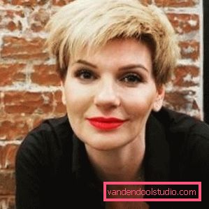 Nuova acconciatura corta di Anna Ardova