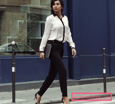 Il business elegante si inchina tra il 2019 e il 2020