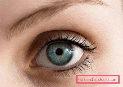 occhi con trucco permanente occhi con trucco permanente