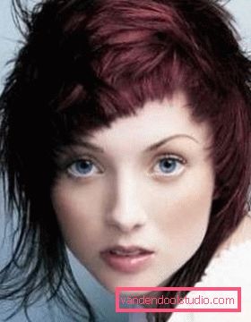 Tagli di capelli alla moda e alla moda fino ai capelli lunghi fino alla spalla 2019