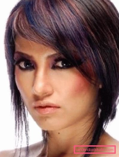 tagli di capelli con frangia lunga e obliqua su capelli medi Tagli di capelli femminili popolari con frangia lunga e obliqua per capelli medi