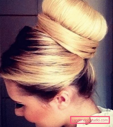 Alte acconciature per capelli lunghi e medi Acconciature festive e casual per capelli lunghi e medi