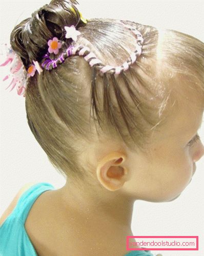 Capelli alti festivi per ragazze Acconciature festive e casual per capelli lunghi e medi