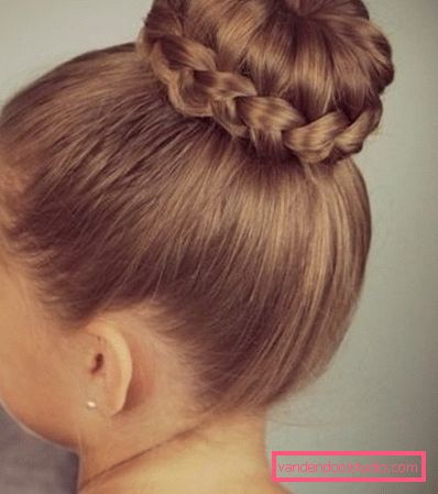 Capelli alti festivi per ragazze Acconciature festive e casual per capelli lunghi e medi