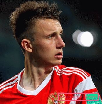 Acconciatura Alexander Golovin 2018