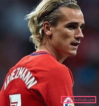 Il taglio di capelli di Antoine Griezmann: come è cambiata l'immagine di un giocatore di football