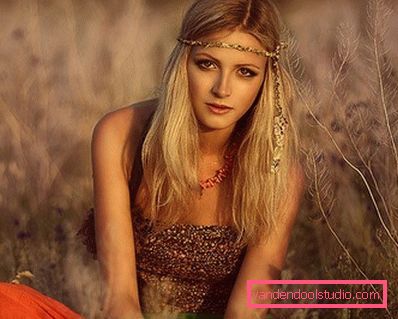 ragazza con l'acconciatura hippy