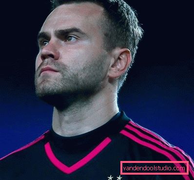 Acconciatura Akinfeev Acconciatura di Igor Akinfeev - foto