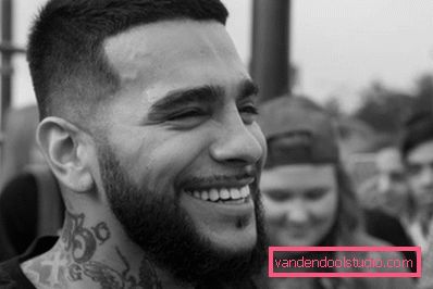 Acconciatura Timati Acconciatura Timati chiamata Caesar