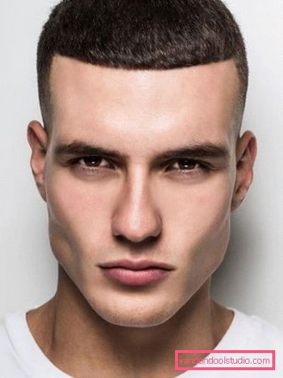 Acconciatura Timati chiamata Caesar