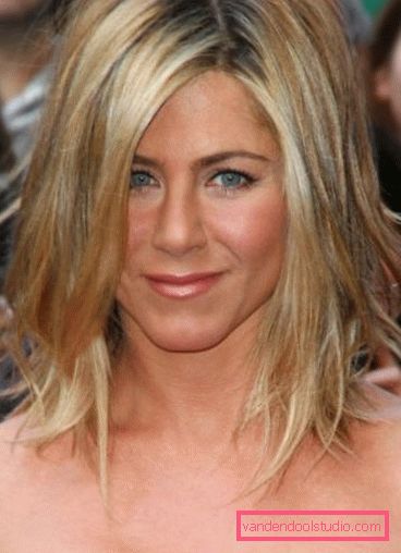 Acconciatura Jennifer Aniston Acconciature Jennifer Aniston - immagini eleganti di una stella