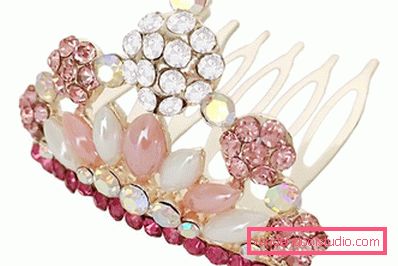 Acconciature con tiara per ragazze - Top 10 styling con una corona