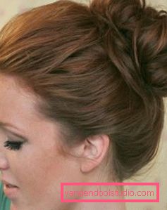 Semplici acconciature per capelli lunghi fai da te Semplici acconciature per capelli lunghi fai da te sulla base della trave