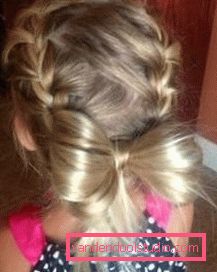 Belle trecce per ragazze Trecce intrecciate diverse per le ragazze a passi
