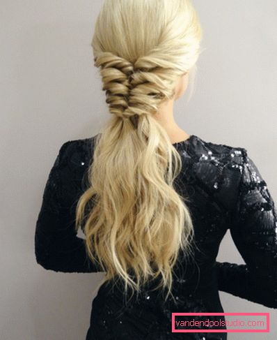 Diversi tipi di intrecci con elastici - Top 10 acconciature con elastici