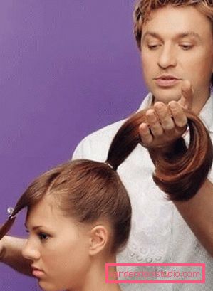 Una varietà di acconciature raccolte per capelli medi
