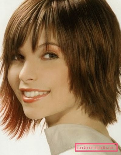 Tagli di capelli strappati per capelli medi - come rendere l'immagine più luminosa