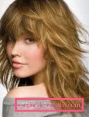 Tagli di capelli strappati per capelli medi - come rendere l'immagine più luminosa