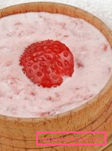 Maschera di fragole Le maschere per la perdita dei capelli più efficaci