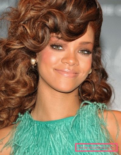 I tagli di capelli più spettacolari di Rihanna