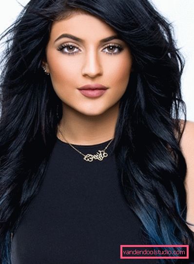 Bella colorazione dei capelli per le brune ombre La più bella tintura per capelli scuri e chiari