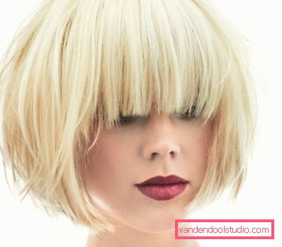 La frangia più alla moda del 2019: tagli di capelli con la frangia a lungo