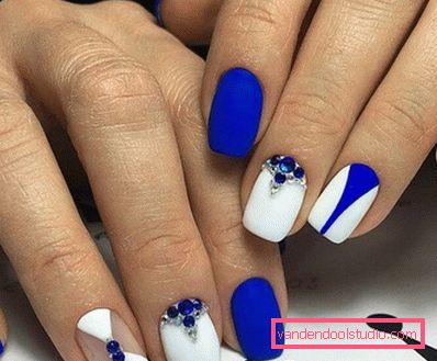Manicure bianca alla moda