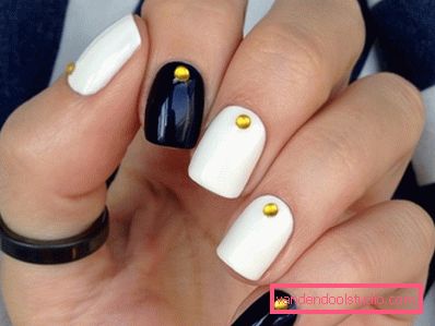 Manicure bianca alla moda