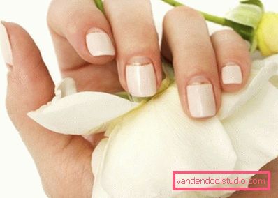 Manicure alla moda 2019-2020 anni