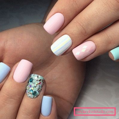 Manicure alla moda 2019-2020 anni
