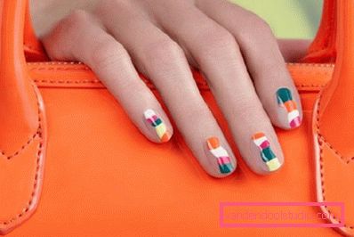 Manicure alla moda 2019-2020 anni