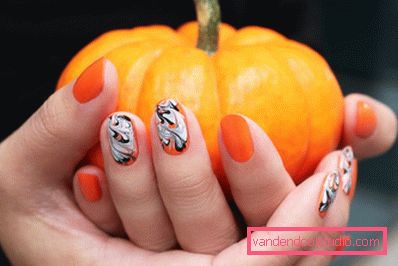 Manicure alla moda 2019-2020 anni