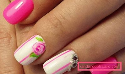 Manicure alla moda 2019-2020 anni