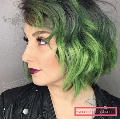 tintura alla moda sulla macchina La tintura più alla moda per tagliare i capelli per capelli scuri e biondi