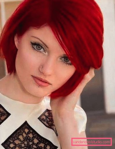 tintura alla moda sulla macchina La tintura più alla moda per tagliare i capelli per capelli scuri e biondi