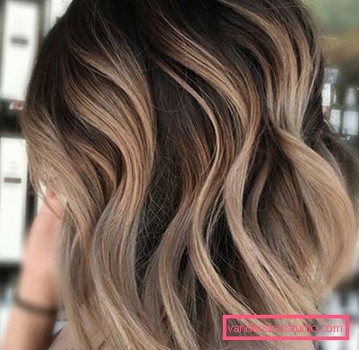 tintura alla moda sulla macchina La tintura più alla moda per tagliare i capelli per capelli scuri e biondi