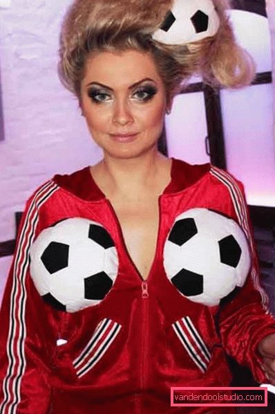 Le fantastiche acconciature di Lena Lenina