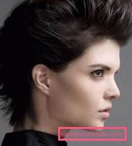 Tagli di capelli corti per ragazze - cascata Eleganti tagli di capelli corti per ragazze 2019