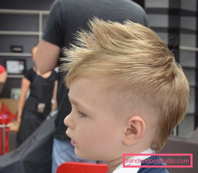 Tagli di capelli alla moda per i ragazzi
