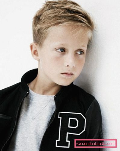 Tagli di capelli alla moda per i ragazzi