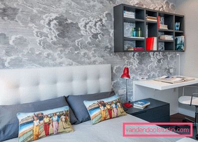 Un design interessante di una stanza per bambini per un ragazzo di diverse età.