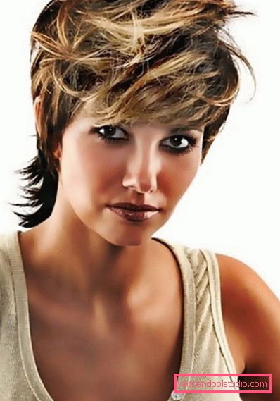 Haircut Gavrosh Haircut Gavrosh per capelli medi e corti - acconciature da donna e da uomo