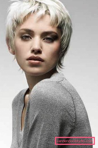 Haircut Caprice per capelli corti - foto