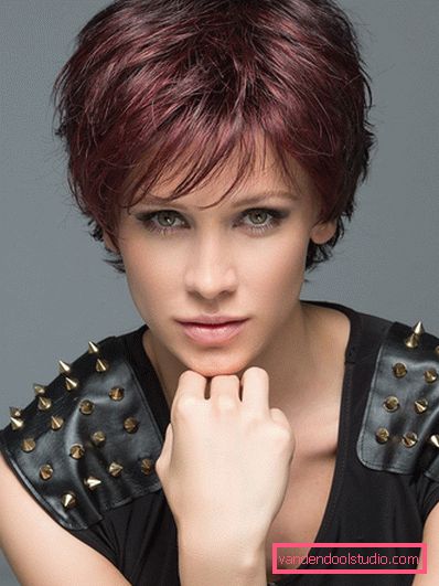 Haircut Caprice per capelli corti - foto