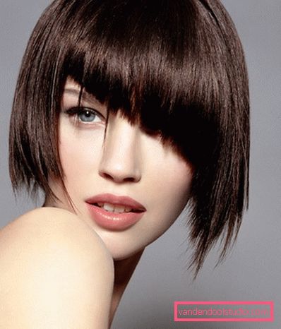 Taglio di capelli con frangia - 50 idee acconciatura