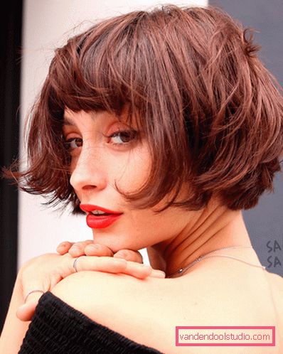 Taglio di capelli con frangia - 50 idee acconciatura