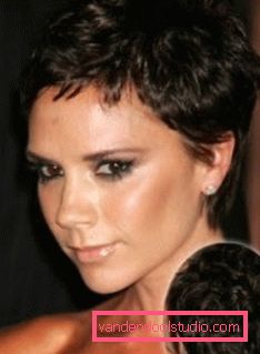 Il taglio di capelli di Victoria Beckham - diverse acconciature da star