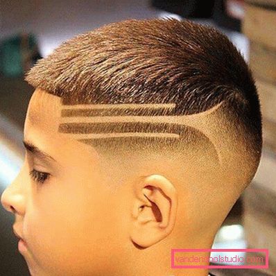 Tagli di capelli per ragazzi con modelli sui templi - acconciature di foto