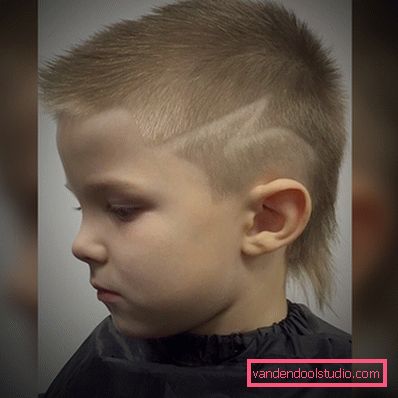 Tagli di capelli per ragazzi con modelli sui templi - acconciature di foto