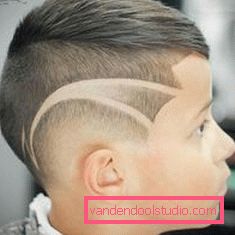 Tagli di capelli per ragazzi con modelli sui templi - acconciature di foto